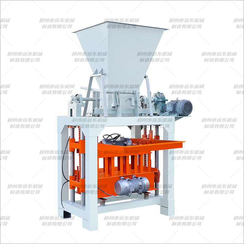 4-35B型 帶料斗制磚機(圖3) 4-35B型 帶料斗制磚機(圖3)